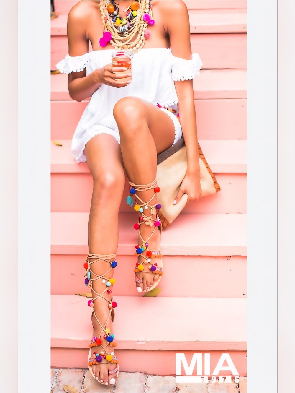 Mia Reanna Pom Pom Lace-up Gladiator Colorful Sandals sz 8 Tan Multicolor Boho